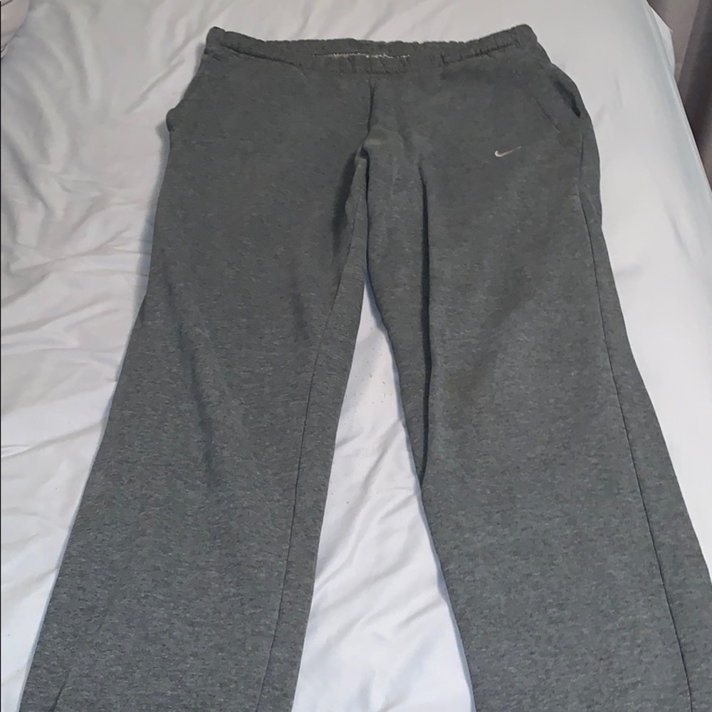 NIKE sweatpants